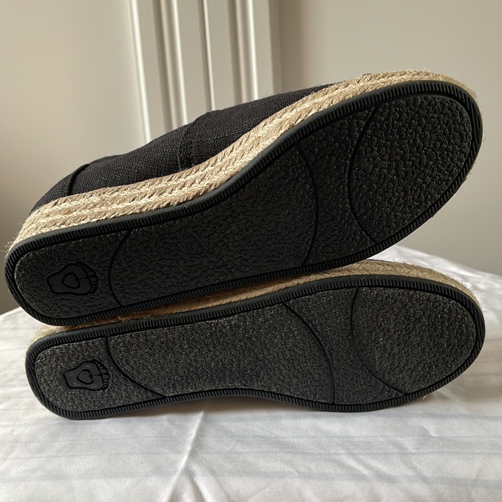 BOBS Shoes - Picture 5 of 5